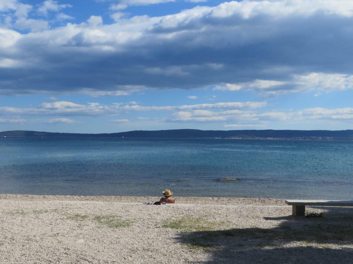Villa Katarina Kastela Bagian luar foto