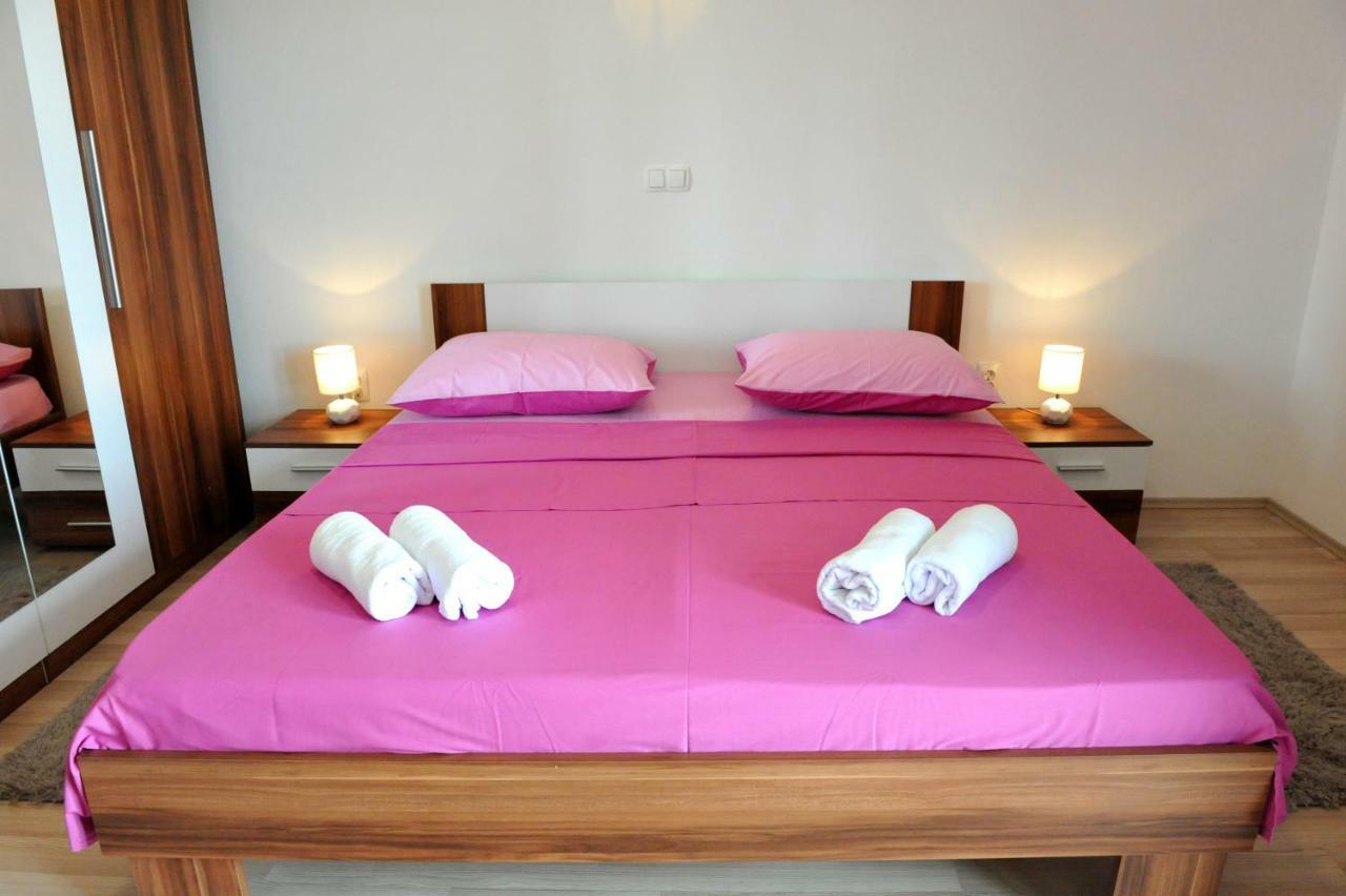 Villa Katarina Kastela Bagian luar foto